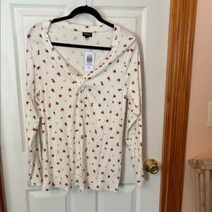 Torrid Cream and Red Floral Long Sleeve Top